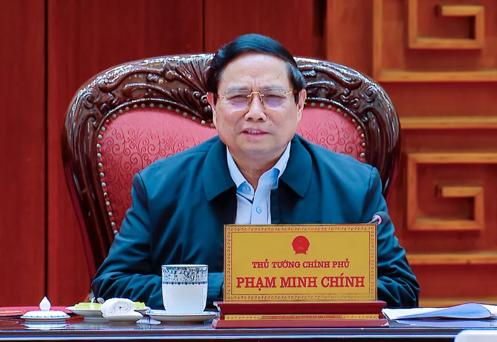 Thường trực Chính phủ cho rằng cần xem xét theo hướng tạo điều kiện thuận lợi cho người Việt Nam ở nước ngoài có nguyện vọng trở lại quốc tịch Việt Nam.