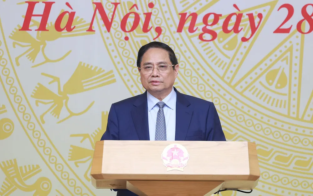 Thủ tướng yêu cầu nghiên cứu, tổ chức phát động phong trào về toàn dân thi đua làm giàu và đóng góp xây dựng đất nước. Ảnh: VGP