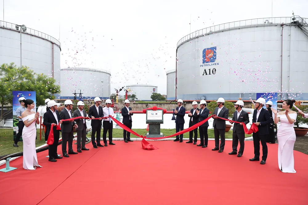 nhiên liệu hàng không 2.JPG