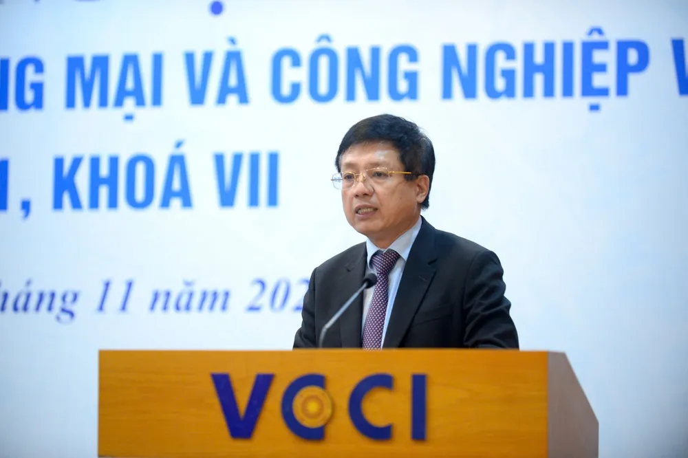 Chủ tịch VCCI.jpg