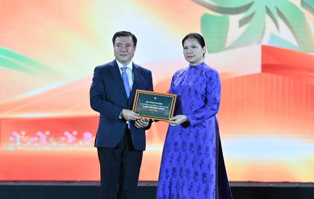 Hội chợ mùa thu .jpg