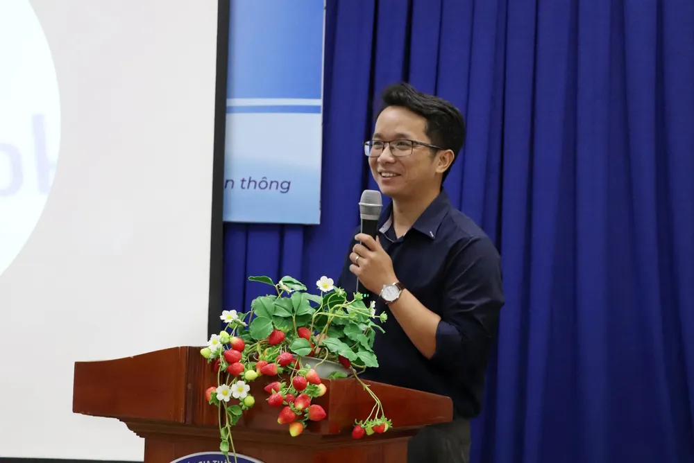 Báo chí đa nền tảng: Nhiều cơ hội, không ít nguy cơ ảnh 2