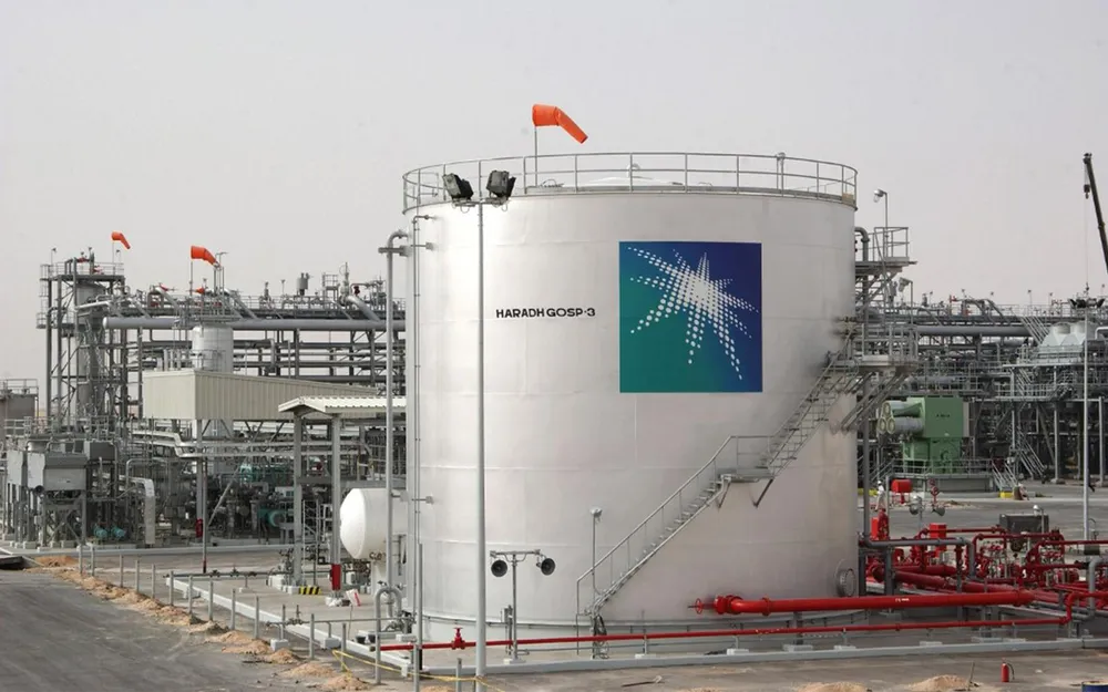 Toàn cảnh các bể chứa dầu của Saudi Arabia tại một nhà máy ở TP Haradh, tỉnh Ahsa. Ảnh: AFP