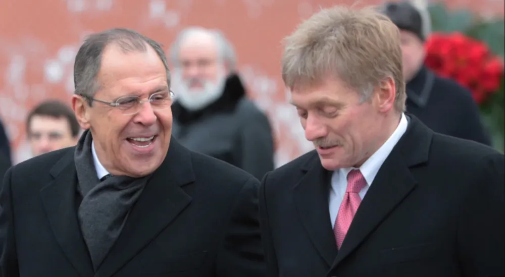 Ngoại trưởng Nga Sergey Lavrov (trái) và người phát ngôn Điện Kremlin Dmitry Peskov. Ảnh: TASS Ngoại trưởng Nga Sergey Lavrov (trái) và người phát ngôn Điện Kremlin Dmitry Peskov. Ảnh: TASS