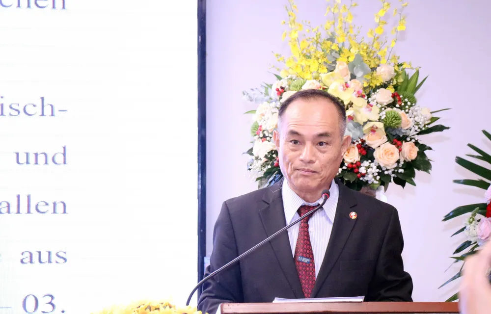 Ông Nguyễn Anh Tuấn, Chủ tịch Hội hữu nghị Việt Nam - Đức TP.HCM, phát biểu tại sự kiện. Ảnh: BẢO PHƯƠNG ông tuấn.jpg