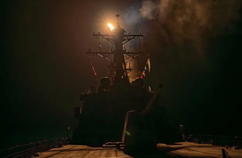 Dù bị liên minh Mỹ, Anh tấn công, Houthis vẫn được lợi?