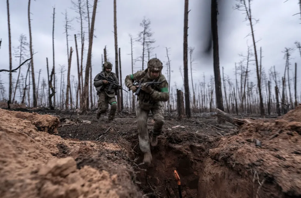 Ukraine tốc lực vá lỗ hổng phòng thủ