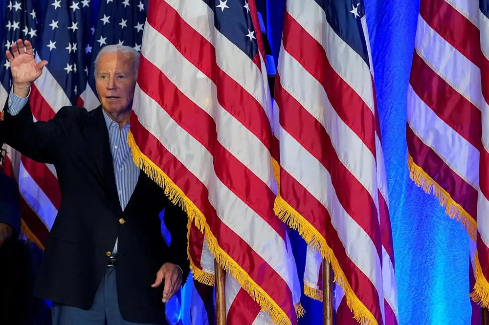 Cựu Tổng thống Mỹ Donald Trump im lặng bất thường trong bối cảnh Tổng thống đương nhiệm Joe Biden (ảnh) đang đối mặt nhiều lo ngại về sức khỏe và khả năng tranh cử. Ảnh: REUTERS ong-donald-trump-im-lang-bat-thuong.jpg