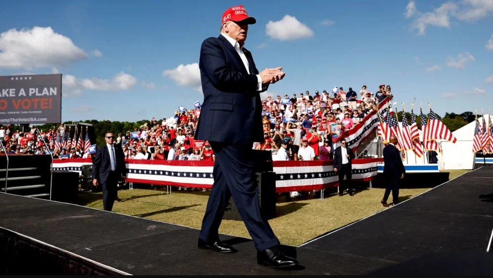 Cựu Tổng thống Mỹ Donald Trump im lặng bất thường kể từ sau cuộc tranh luận với Tổng thống đương nhiệm Joe Biden hôm 27-6. Ảnh: GETTY IMAGES ong-donald-trump-im-lang-bat-thuong.jpg