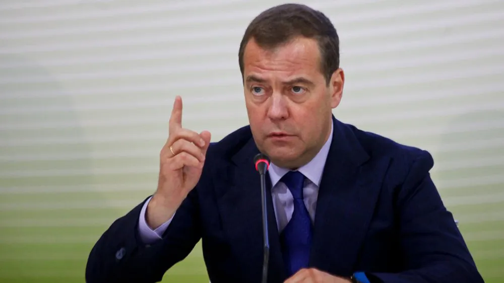 Phó chủ tịch Hội đồng An ninh Liên bang Nga Dmitry Medvedev đề xuất Nga nên đáp trả việc Ukraine tấn công tỉnh Kursk. Ảnh: MOSKVA NEWS AGENCY Phó chủ tịch Hội đồng An ninh Liên bang Nga Dmitry Medvedev đề xuất đáp trả vụ Ukraine tấn công tỉnh Kursk