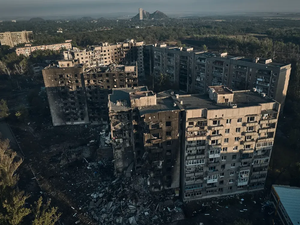 Một góc TP Toretsk hứng chịu hỏa lực Nga vào hồi cuối tháng 7. Ảnh: GETTY IMAGES chien-su-nga-ukraine-24-10-2024.jpg