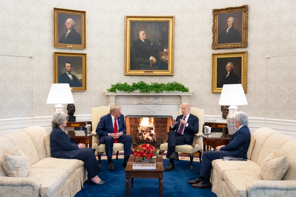 Ông Biden gặp ông Trump tại Nhà Trắng hôm 13-11. Ảnh: X/PRESIDENT BIDEN