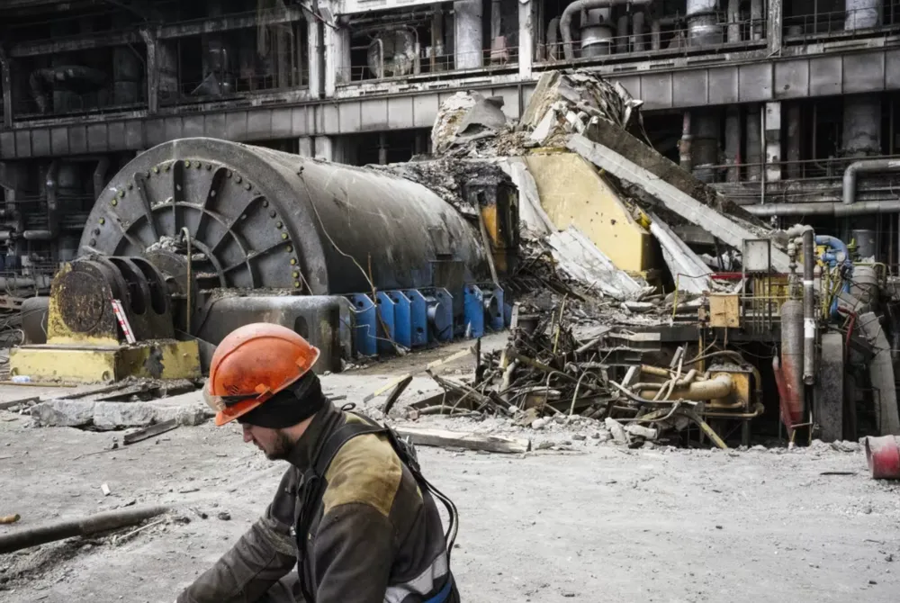 Cuộc điện đàm Tổng thống Mỹ Donald Trump và Tổng thống Nga Vladimir Putin mở ra con đường chấm dứt xung đột Nga-Ukraine.