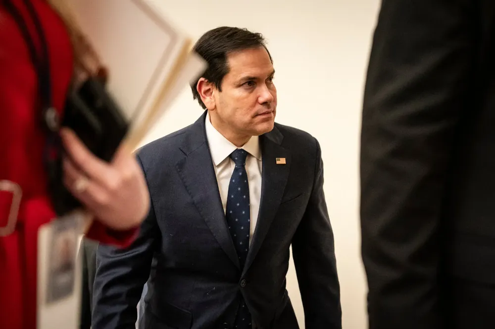 Ngoại trưởng Mỹ yêu cầu rà soát mạng xã hội của người xin visa