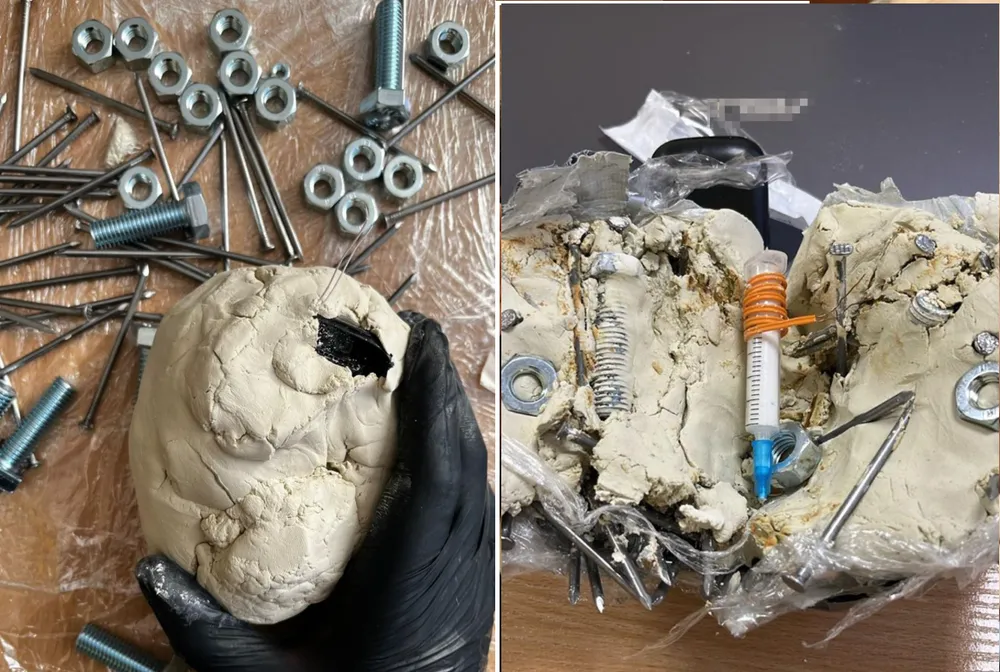Lực lượng chức năng Ukraine thu giữ tang vật của nghi phạm 17 tuổi. Ảnh: SBU/UKRINFORM chien-su-nga-ukraine-20-5-2025.jpg