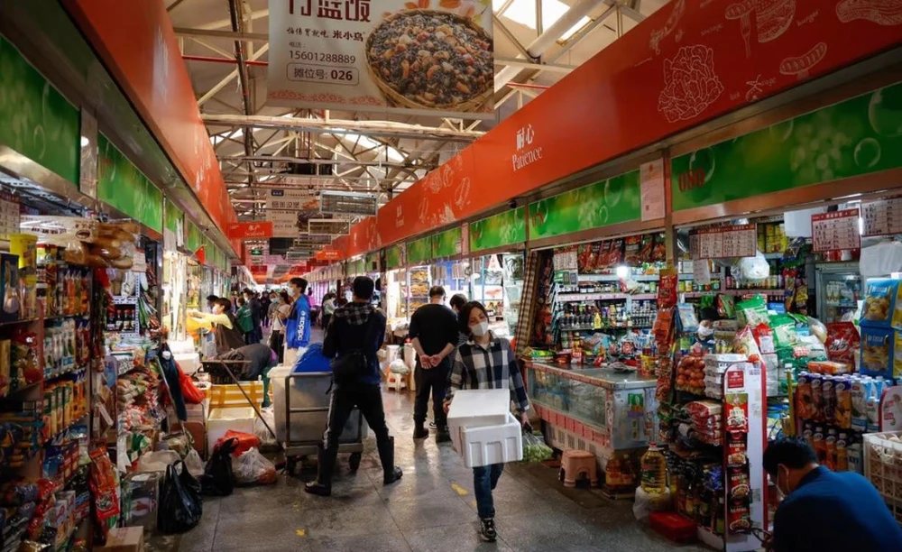 Trung Quốc đã đặt mục tiêu tăng trưởng GDP năm 2022 ở mức khoảng 5,5%. Ảnh: EPA-EFE