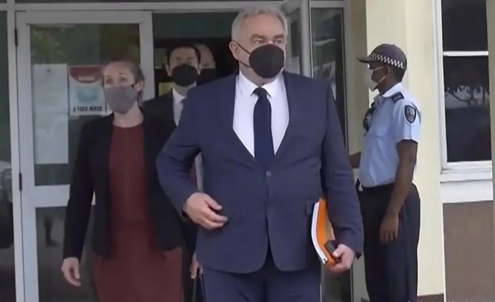 Ông Kurt Campbell - Điều phối viên phụ trách khu vực Ấn Độ Dương-Thái Bình Dương của Hội đồng An ninh Quốc gia Mỹ đến đảo quốc Solomon. Ảnh: AP Ông Kurt Campbell - Điều phối viên phụ trách khu vực Ấn Độ Dương-Thái Bình Dương của Hội đồng An ninh Quốc gia Mỹ đến đảo quốc Solomon. Ảnh: AP