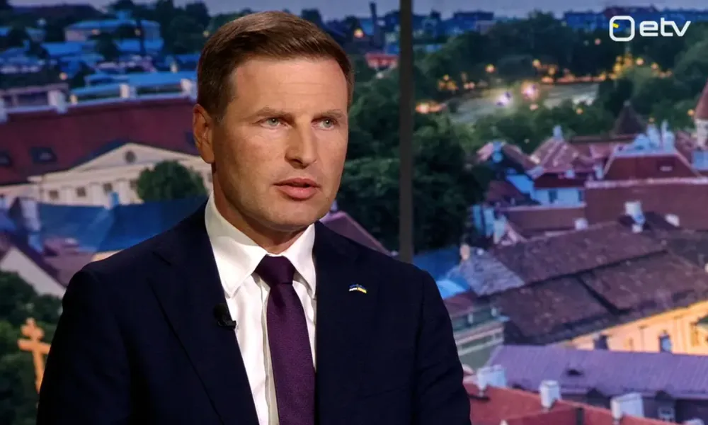 Bộ Quốc phòng Estonia - ông Hanno Pevkur nói rằng máy bay chiến đấu của 2 bên chỉ mất vài phút để vượt Vịnh và đến lãnh thổ của nhau. Ảnh: EER NEWS Bộ Quốc phòng Estonia - ông Hanno Pevkur nói rằng máy bay chiến đấu của 2 bên chỉ mất vài phút để vượt Vịnh và đến lãnh thổ của nhau. Ảnh: EER NEWS