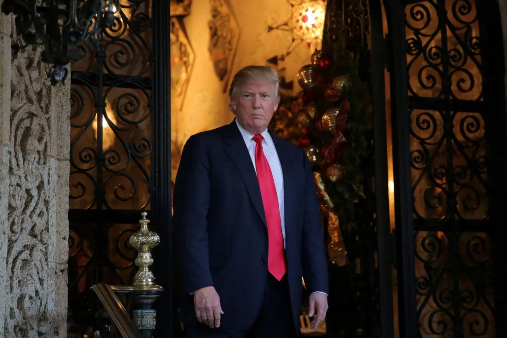 Cựu Tổng thống Mỹ Donald Trump tại dinh thự Mar-a-Lago năm 2016. Ảnh: REUTERS