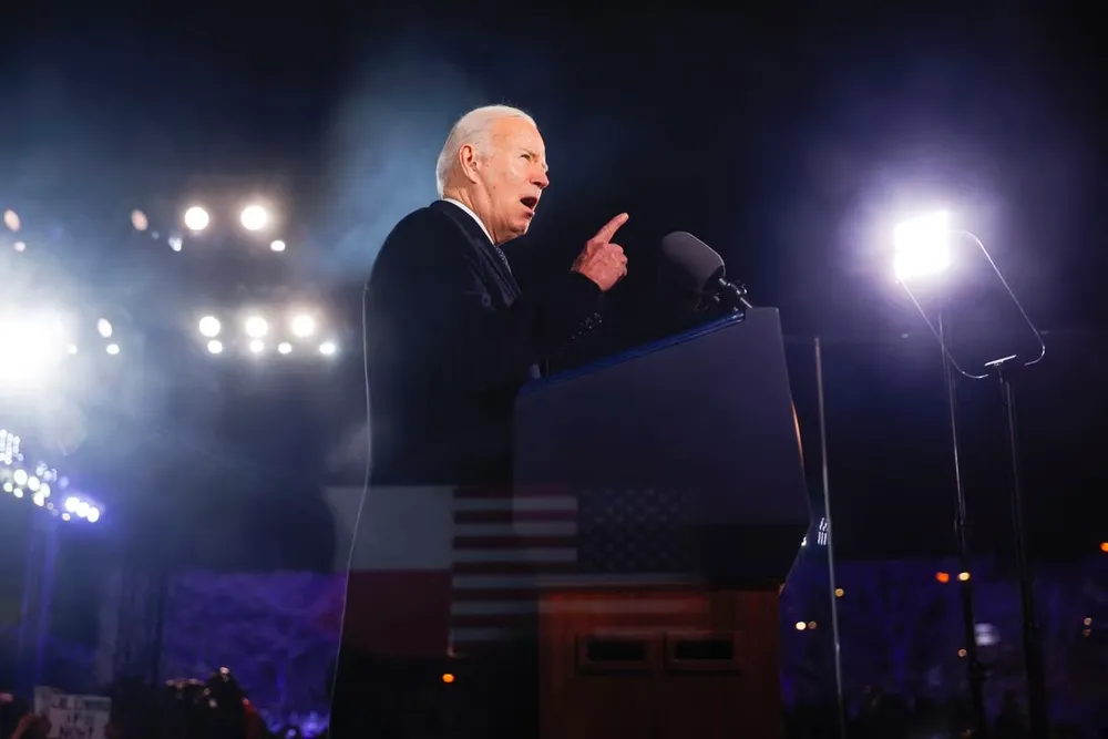 Tổng thống Mỹ Joe Biden phát biểu tại Ba Lan ngày 21-2. Ảnh: REUTERS