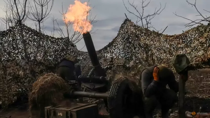 Binh sĩ Ukraine bắn súng cối về phía quân Nga khi giao tranh tại Bakhmut ngày 6-3. Ảnh: RADIO LIBERTY Binh sĩ Ukraine bắn súng cối về phía quân Nga khi giao tranh tại Bakhmut ngày 6-3. Ảnh: RADIO LIBERTY