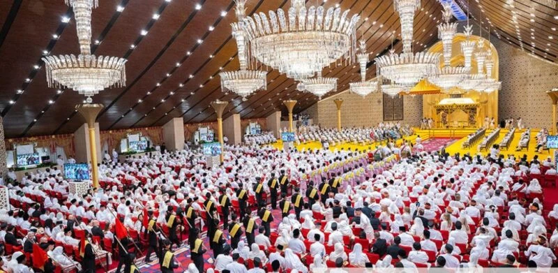 hoàng gia Brunei.jpeg