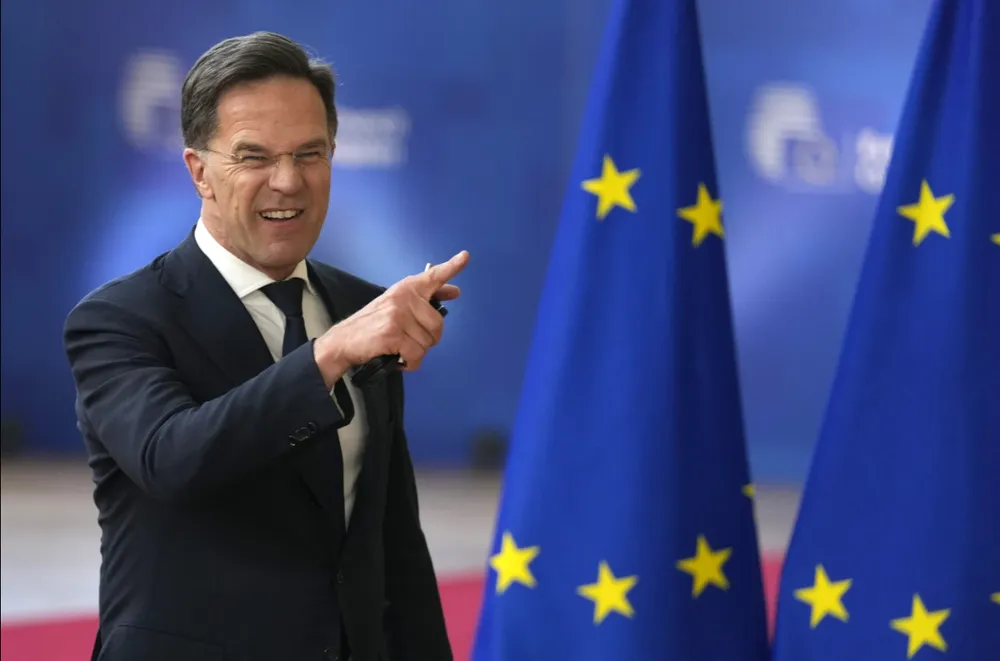 Thủ tướng Hà Lan Mark Rutte tại hội nghị thượng đỉnh bất thường của các nhà lãnh đạo EU từ ngày 17-4 đến 18-4. Ảnh: AP Hà Lan.png