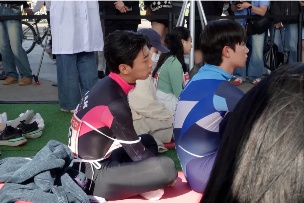 cuộc thi trượt.png