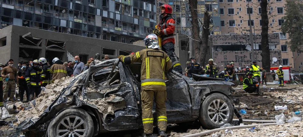 Hiện trường vụ bệnh viện nhi Okhmatdyt ở Kiev (Ukraine) trúng tên lửa hôm 8-7. Ảnh: UNICEF bệnh viện nhi ở Ukraine bị tấn công