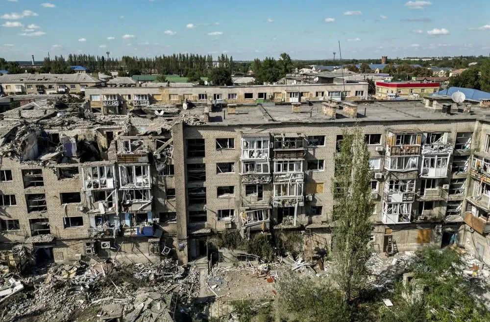 Ảnh chụp từ trên cao cho thấy nhiều tòa nhà bị phá hủy sau các đợt giao tranh giữa Nga và Ukraine ở TP Pokrovsk (tỉnh Donetsk). Ảnh: GETTY IMAGES Chiến sự Nga-Ukraine