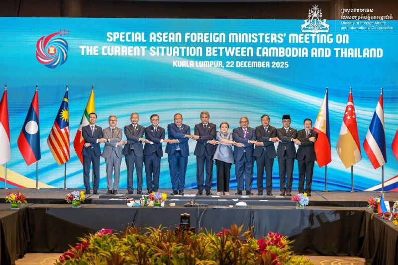 campuchia - thái lan.jpg