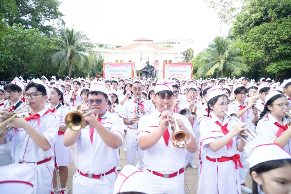 50 năm Ngày Giải phóng miền Nam 4.jpg