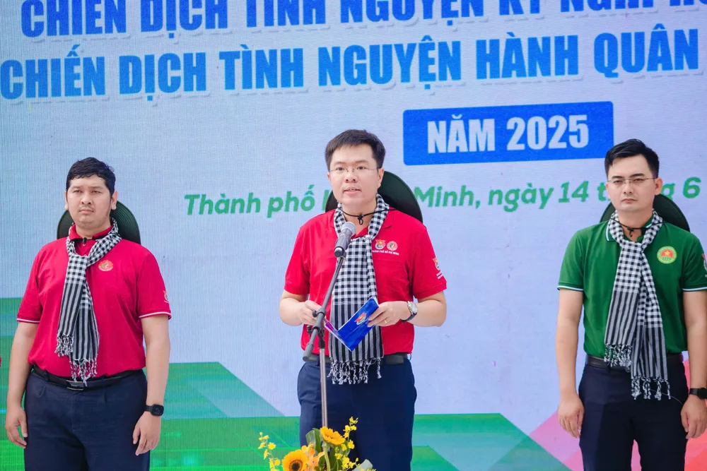 chiến sĩ tình nguyện 10(1).jpg