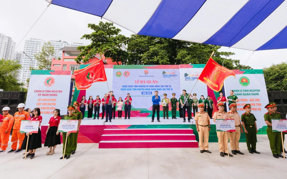 chiến sĩ tình nguyện 14(1).jpg