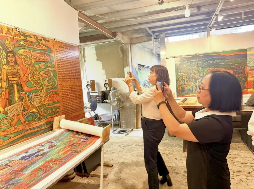 văn nghệ sĩ (5).jpg