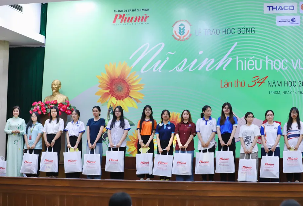 Nữ sinh hiếu học vượt khó (7).jpg