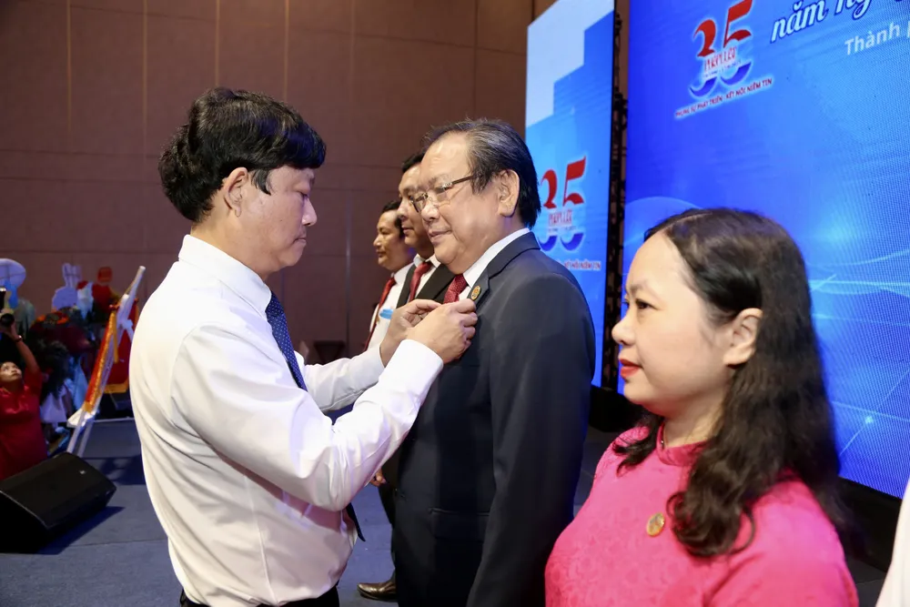 Pháp Luật TP.HCM.jpg