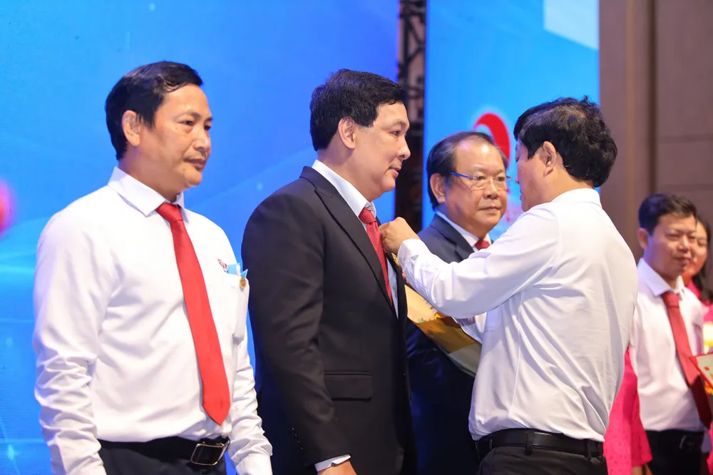 Pháp Luật TP.HCM.jpg