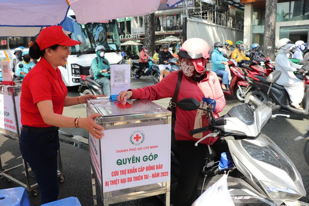 bão số 10 (1).jpg