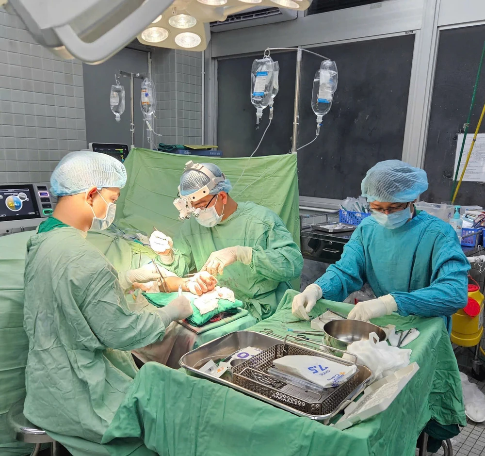 báo động đỏ (2).jpg