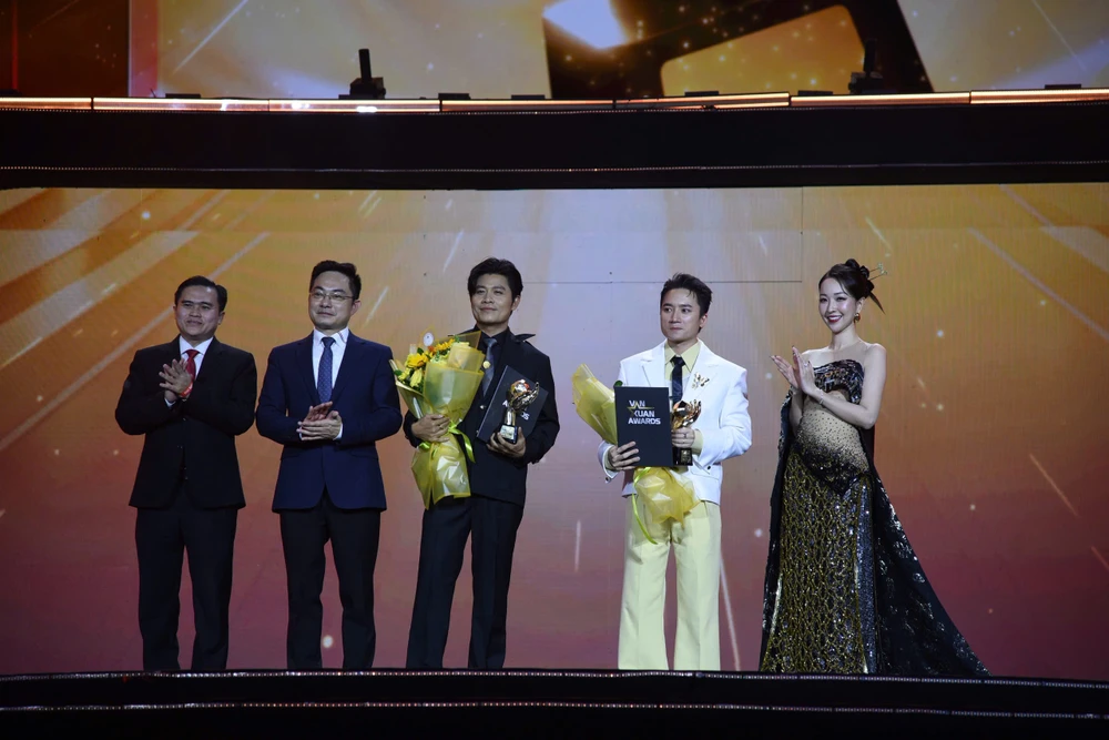 quảng cáo (8).jpg