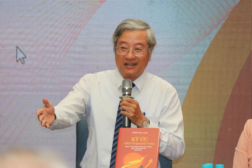 Trần Du lịch (5).jpg