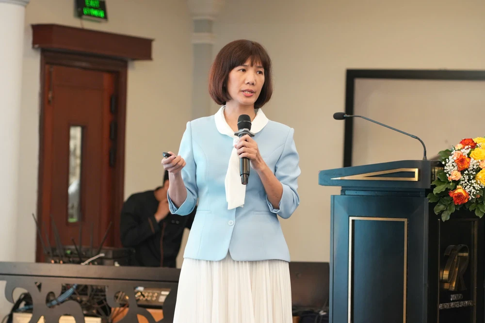 không gian mạng (3).jpg