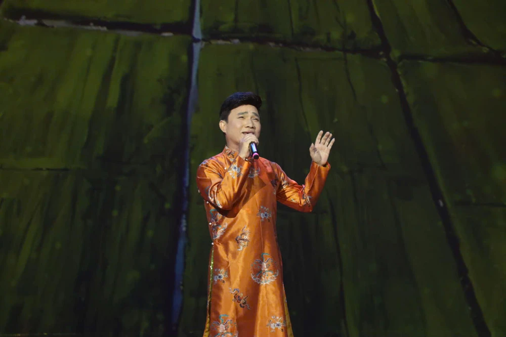 Làn Sóng Xanh (2).jpg