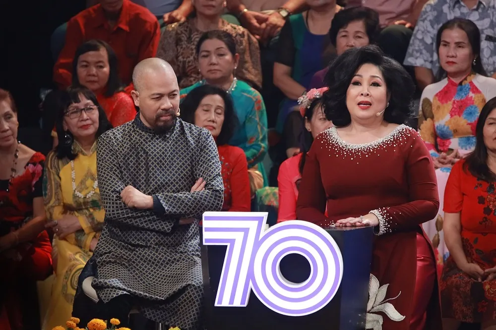 Dàn nghệ sĩ diện áo dài đón Tết cùng 'Ký ức vui vẻ' ảnh 4