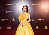 5 mỹ nhân vừa được vinh danh là ai ? ảnh 9 Cả showbiz đọ sắc trên thảm đỏ Gái già lắm chiêu V