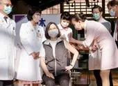TS Anthony Fauci: Mỹ có thể kiểm soát COVID-19 vào mùa xuân 2022 ảnh 2 Cuộc đua vaccine COVID-19 nội địa ở các nước châu Á