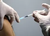 Người tiêm vaccine sởi được bảo vệ trọn đời, vì sao vaccine COVID-19 lại không? ảnh 3 Những điều chưa biết trong đàm phán vaccine giữa các hãng dược và các chính phủ