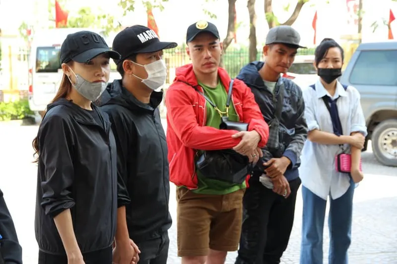 Ngày 23-10: Nhận thêm 100 triệu đồng hỗ trợ cho miền Trung ảnh 1