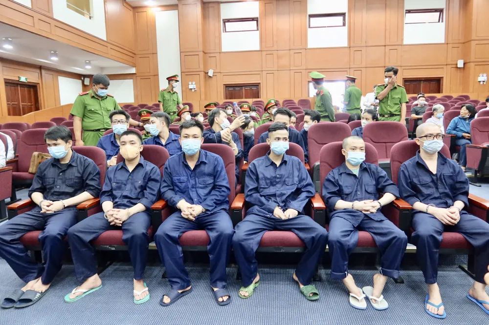 Các bị cáo tại phiên toà phúc thẩm. Ảnh: TRÍ MINH Các bị cáo tại phiên toà phúc thẩm. Ảnh: TRÍ MINH